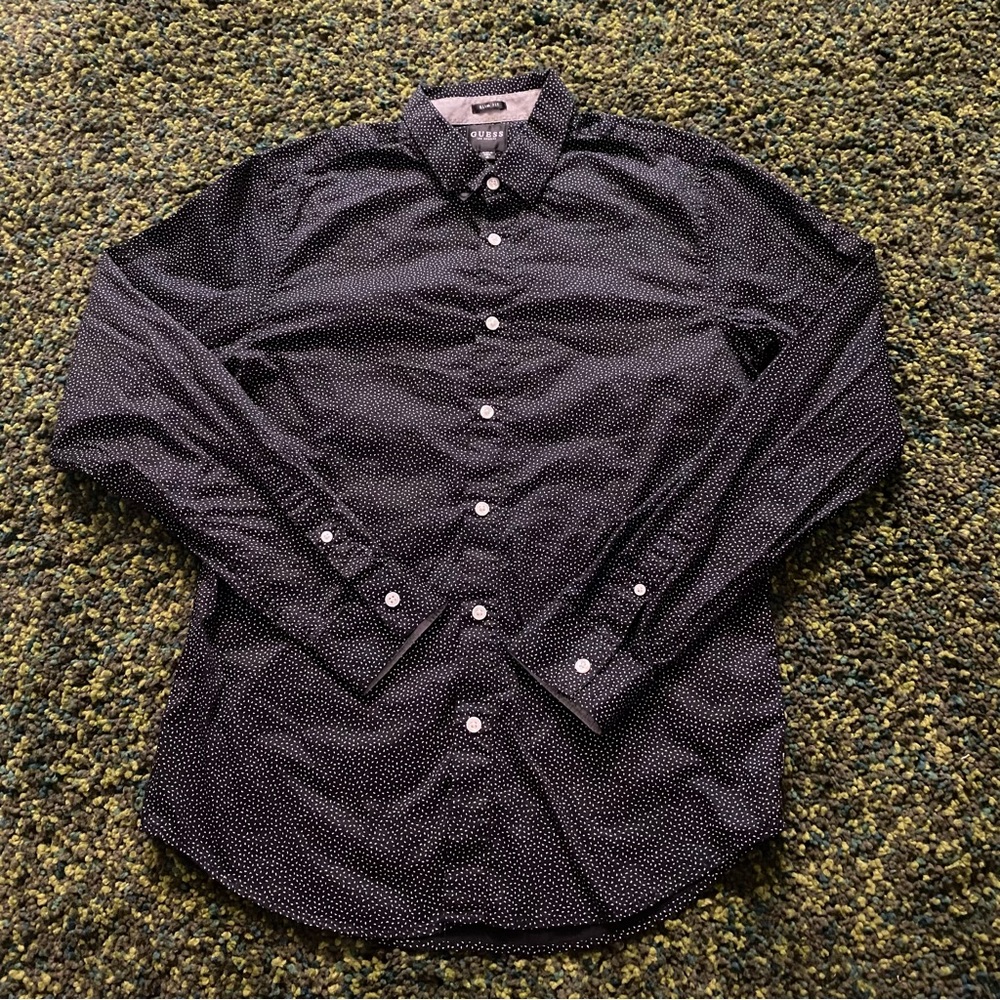 GUESS Men’s Button Down Shirt Size Medium Slim Fit Long Sleeve Dark Blue
